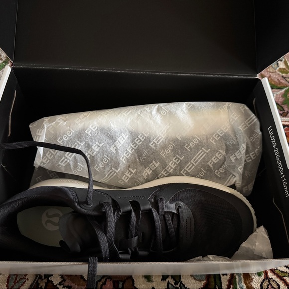 Lululemon Athletica Black Athletic Shoes Sleek Design - Picture 5 of 13